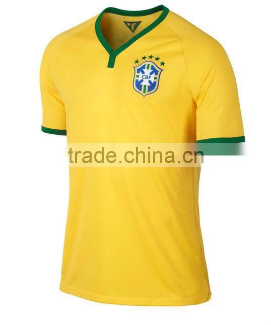 2016 Custom made soccer uniforms, soccer kits and soccer training suit, soccer jersey and soccer shorts