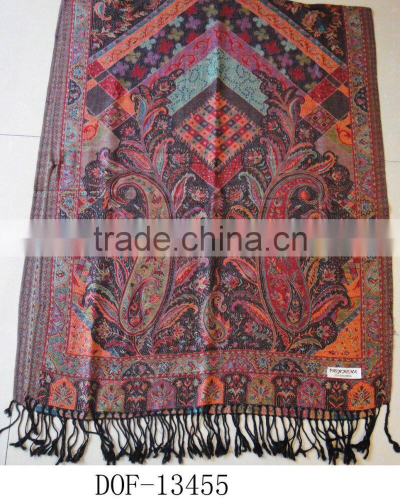Fashion top sold wholesale factory rayon jacquard scarf for ladies