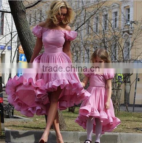 Lovely Two Pieces Mommy and me maxi Matching Dress Pink Hi low Ruffle Girls Evening Dresses