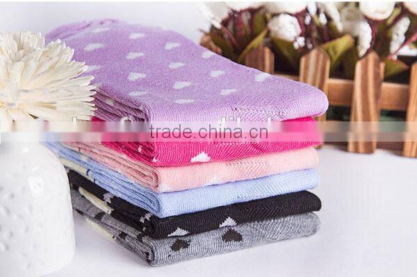 high quality love heart design soft cotton women socks