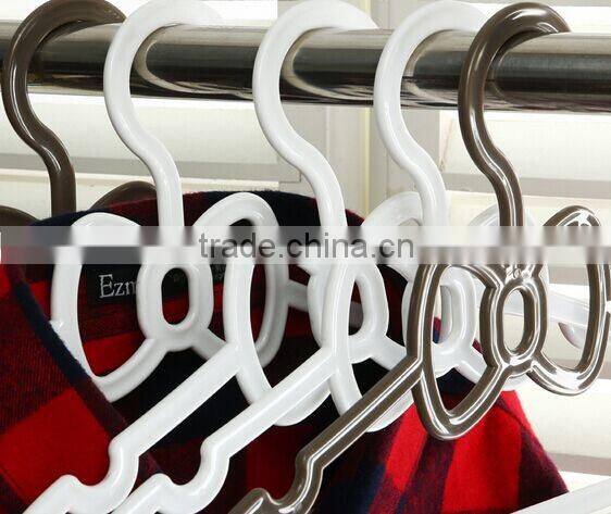 plastic fancy clothes hanger for children