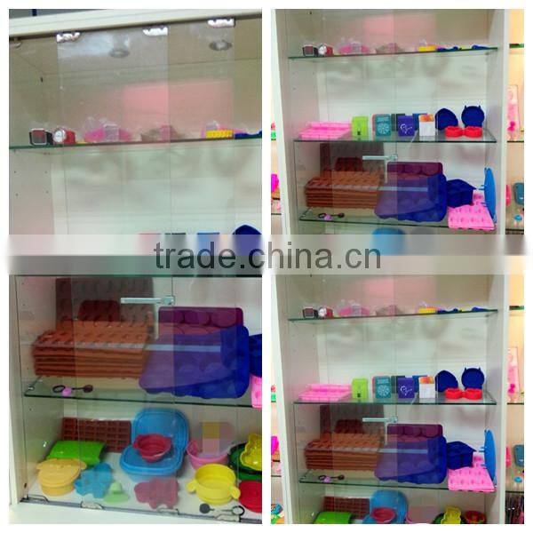 Wholesales Christmas's day gifts silicone foldable round bowl with lids