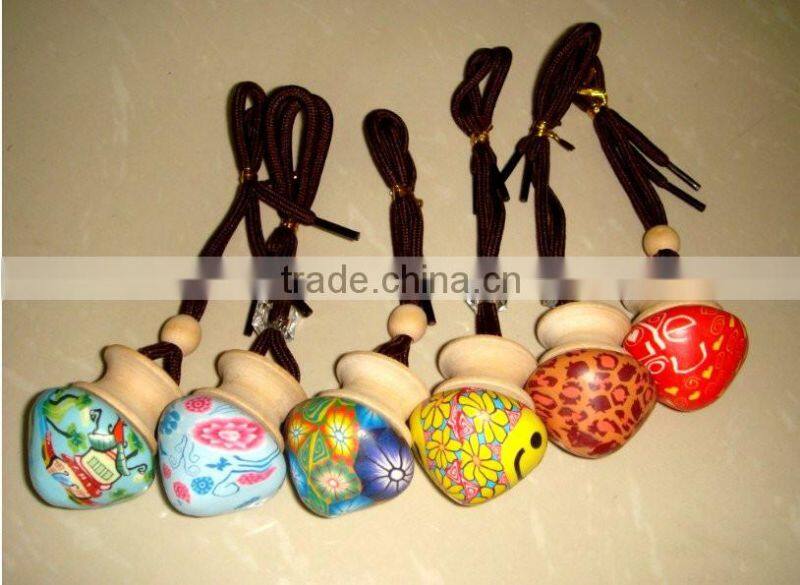 Hot selling car perfume bottle car air freshener bottle wooden cap