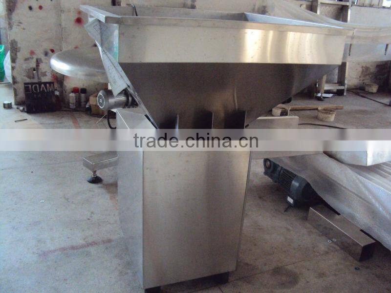 Vibrating magnetic feeder