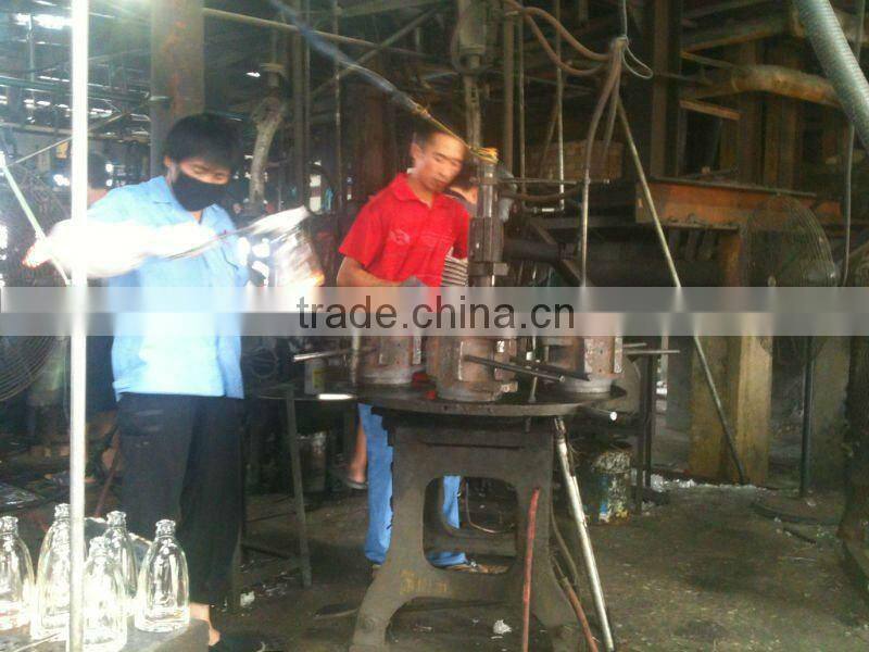 amber glass bottle with screw plastic cap