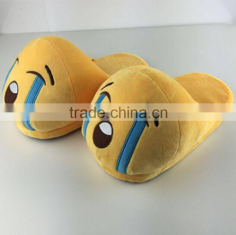 2015 hot selling wholesale plush emoji shoes