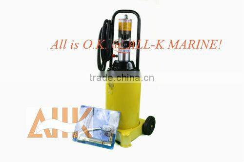 Air Operated Grease Lubricators