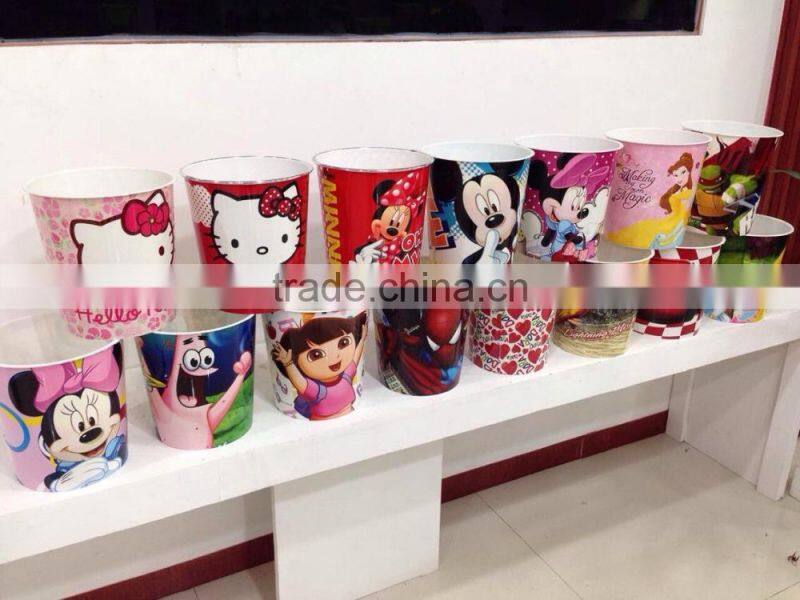 plastic trash can wastebasket for child's room