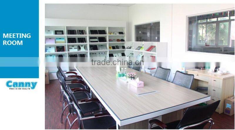 digital kitchen nutrition scale display nutritional values of 999 different food