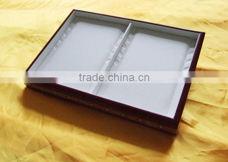 China hot selling wooden jewelry trays display tray