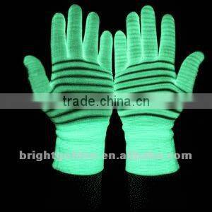 Glow in the dark gloves