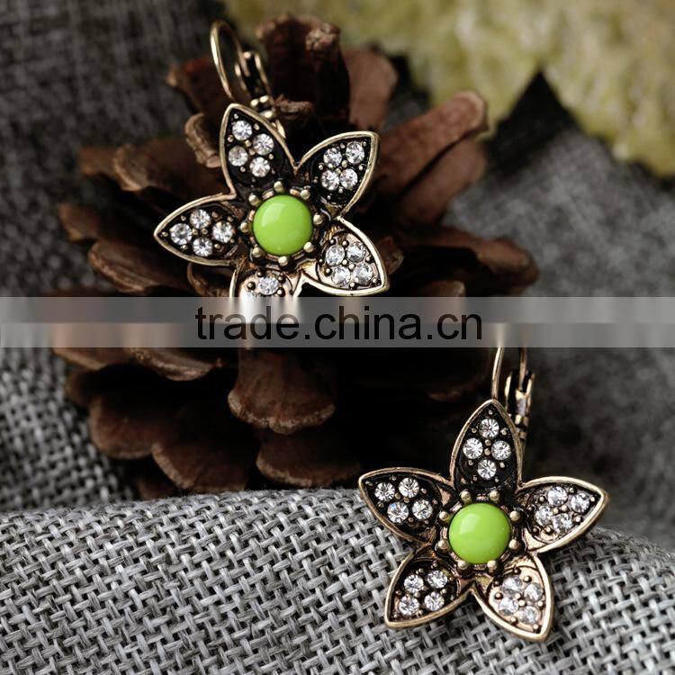 Simple Fashion Hot Sale Exquisite Elegant vintage star earrings, clover earrings, latest model fashion earrings