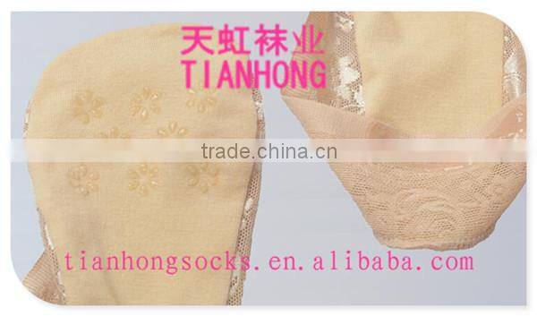 hot sale lady attractive designs wholesale women sexy summer invisible socks with gel heel