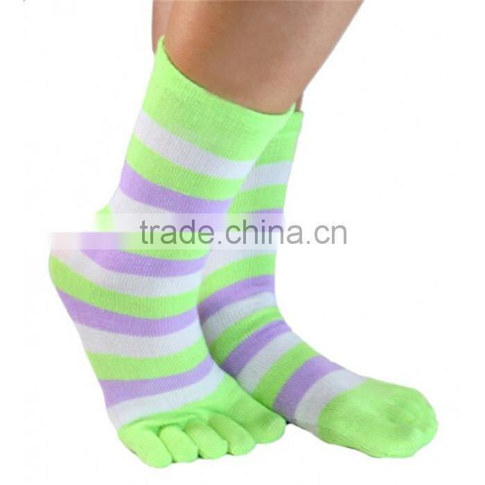 cotton crew five wholesale white toe custom bulk socks