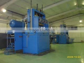 single station thermoforming machine