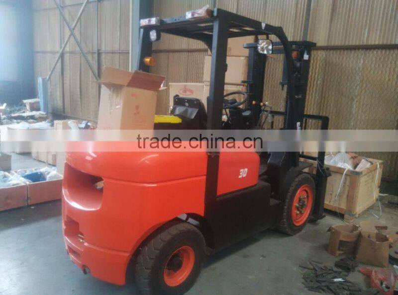 3.0T Diesel Forklift Truck with Japanese Engine