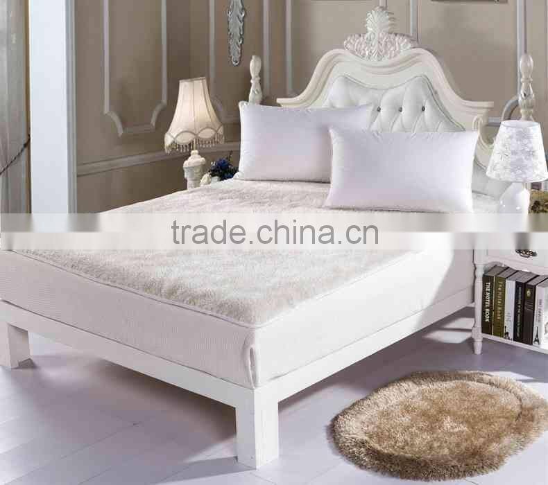 Factory Direct Sales Polyester Anti-Slip Warm Mattress Pads