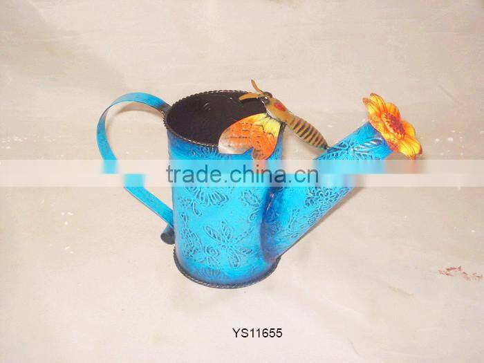 YS11655 metal artwork garden watering can with unique design 11 inch high