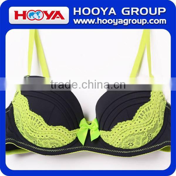 Beautiful Modern Girls Sexy Bra And Panty Set With Push Up Bra