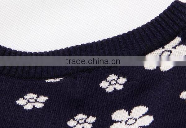 Jacquard Knitted Allover Flower Pcrew Neck Men Cardigan Sweater