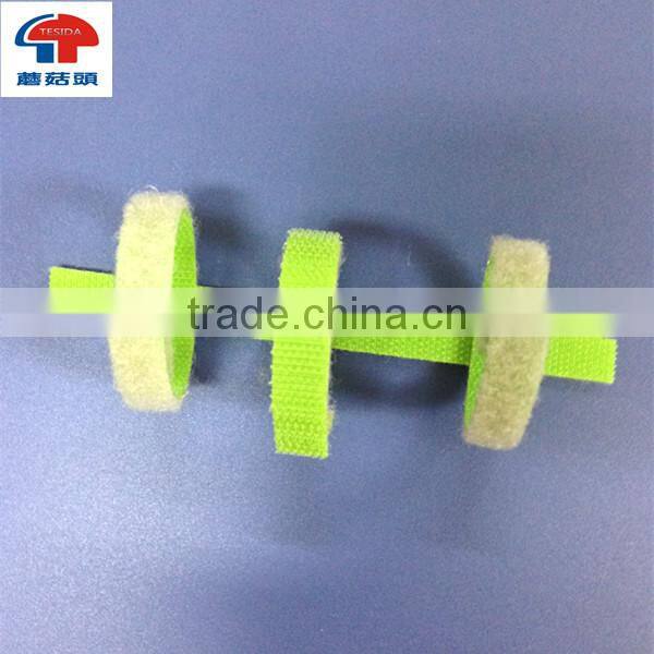 Adjustable hook and loop luggage belt with removable buckle