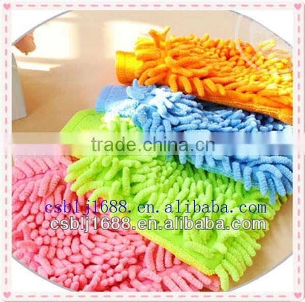 Hot selling high-efficient cleaning accessories big chenille household microfiber cleaning gloves made in china