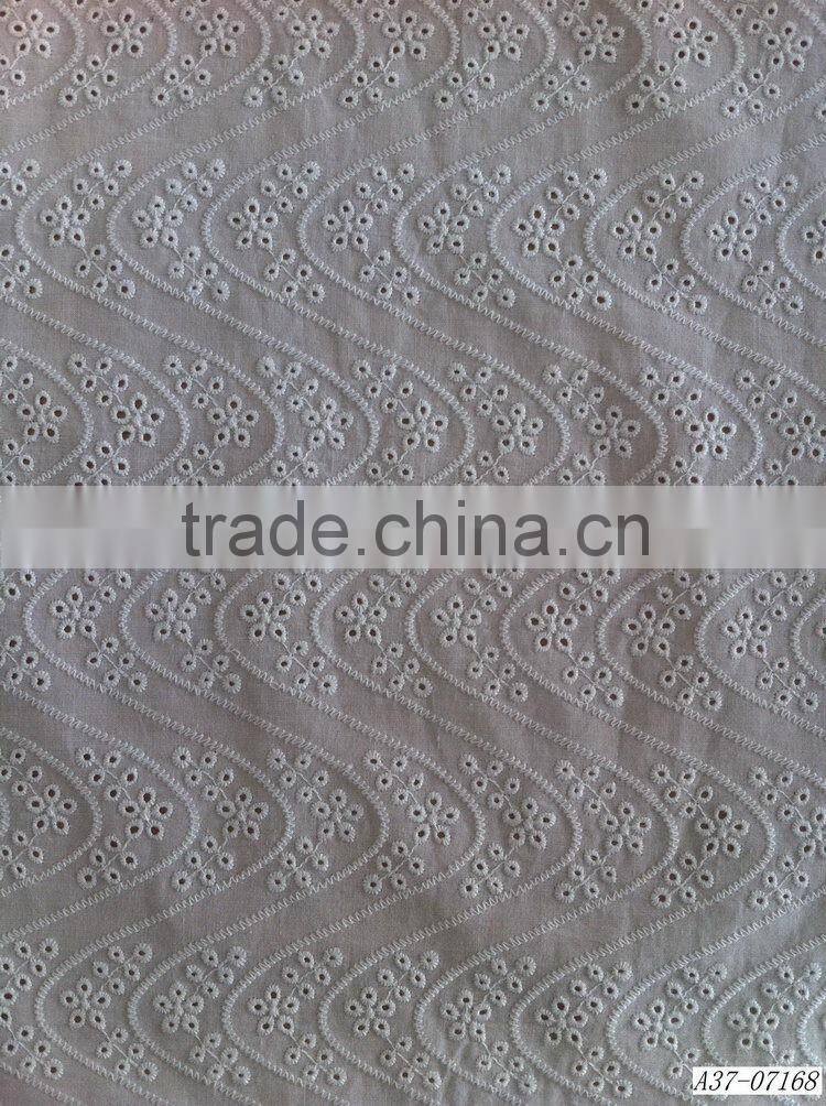Bottom price new products fashion embroidery mesh lace fabric