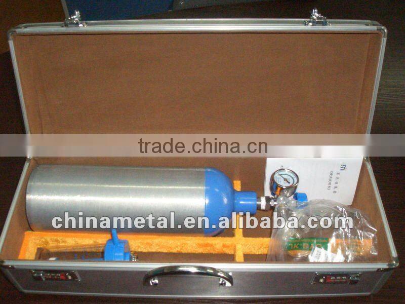 Medical portable oxygen breathing apparatus