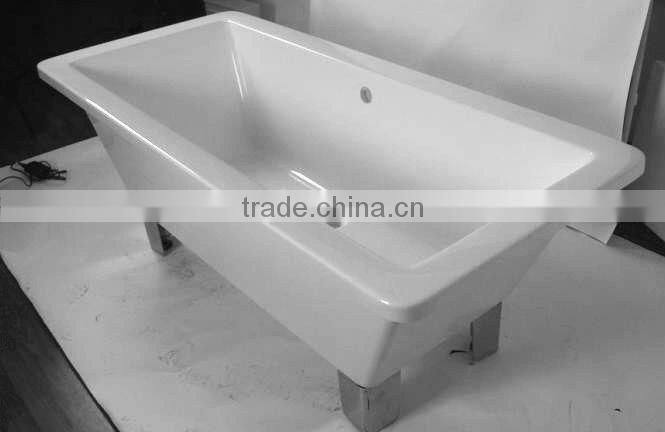 Simple Bathtub Free Standing