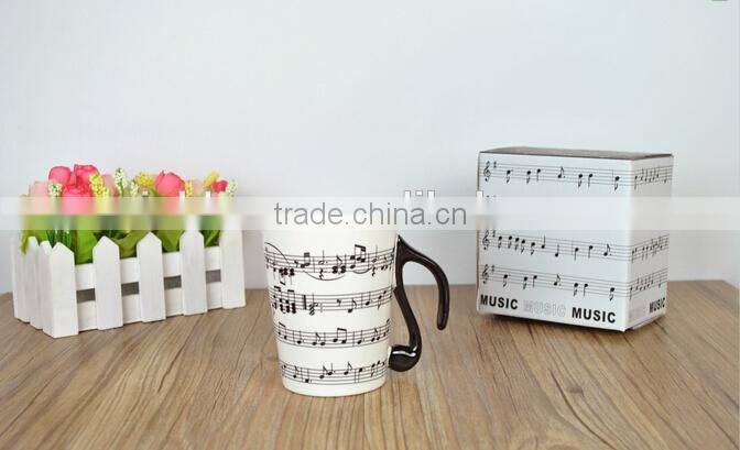 creative music note stave and piano ceramic breakfast mugw ith lid and black handle