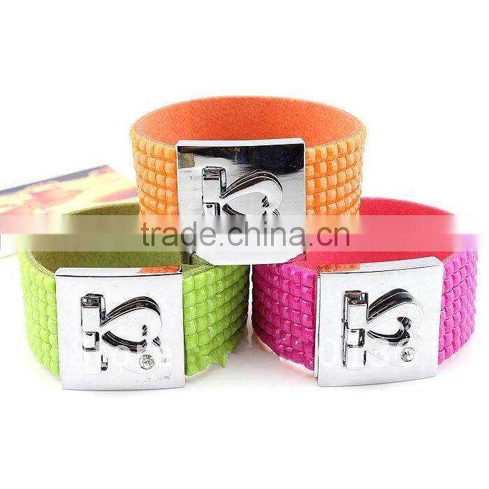 Fashion New 7 Row Crystal Rhinestone Bracelet Bling Cuff with Cute Silver Hear Clasp 11color