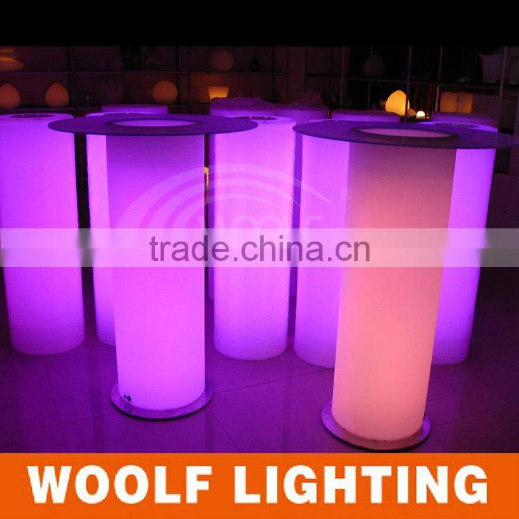 Fashionable Design Sense Outdoor and Home Decorative Lighting LED Pillar Glass Table with Stainless Steel Leg