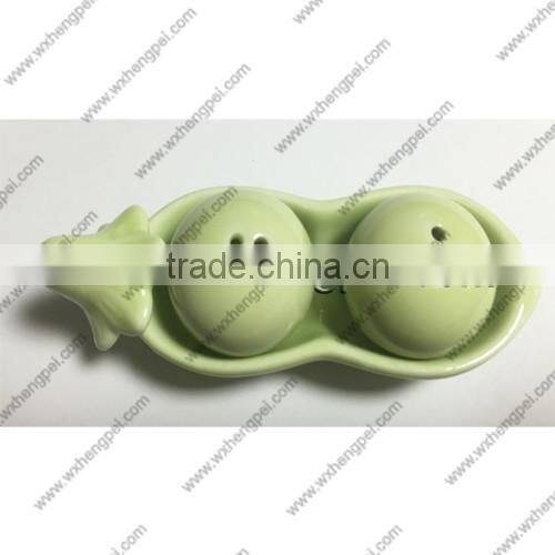 Creative lovely wedding seasoning pot