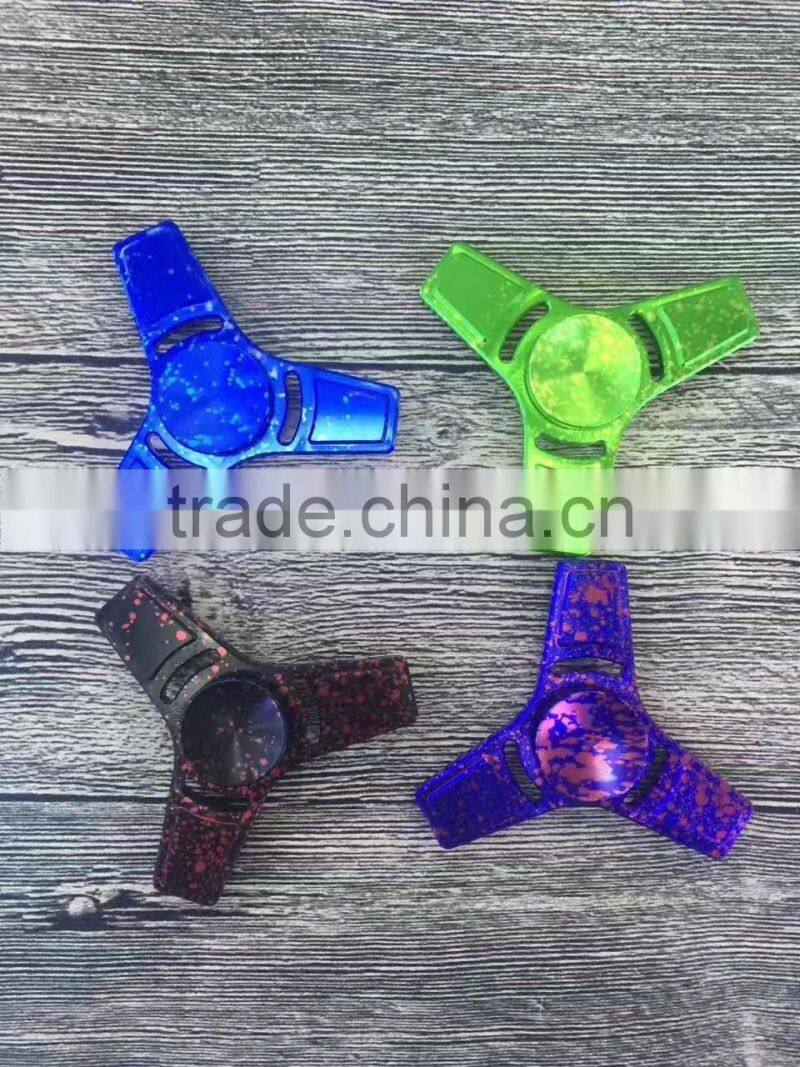 Hot sale in USA new design Desk Toys fidget toy light spinner toy manufacturer supplier