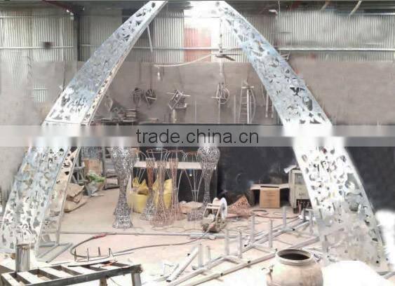 ox horn arched door , wedding/birthday/party /festival flowers &wreaths type prettly engraved door