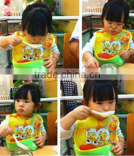 2014 Hot Sale PVC Plastic Waterproof Custom Baby Bibs