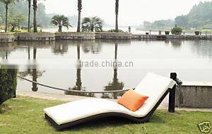 Leisure outdoor recliner chair bed china rattan recliner chair with white cushion