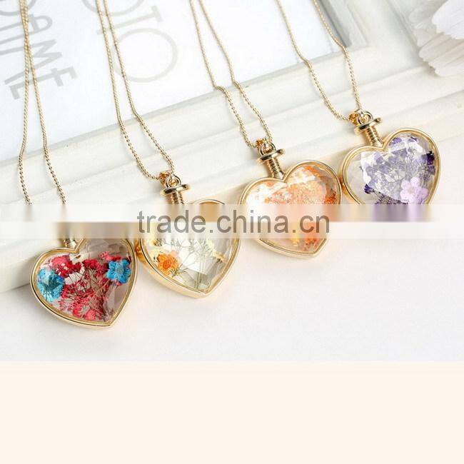 DIY Crystal glass heart locket necklace with chrysanthemum