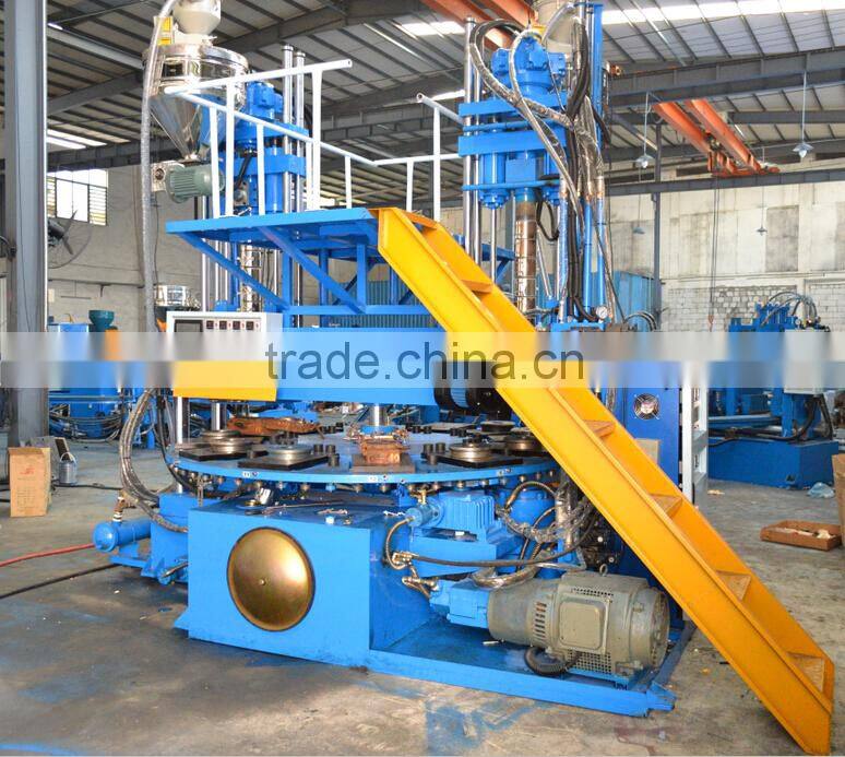 Vertical out sole injection machine