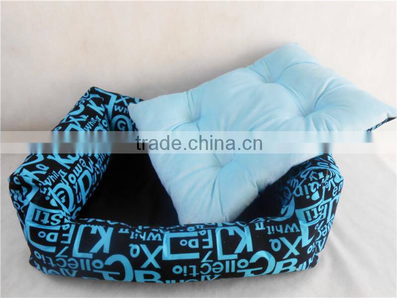 English Letter Patter Nylon Fabric Dog Bed, Cat Bed with Detachable Cushion