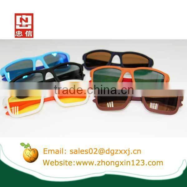 Hot neutral Silicone sunglasses with polarized lens