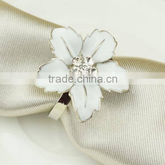 fashionable flower shape metal alloy enamel napkin rings