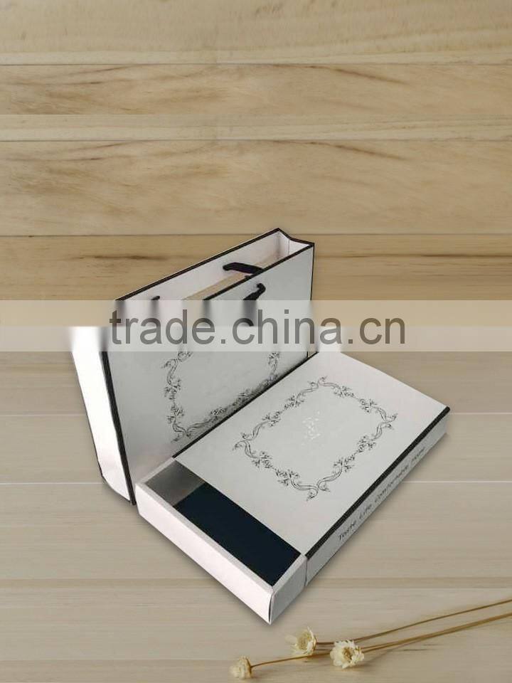 New fashional custom made cheap paper shopping bags