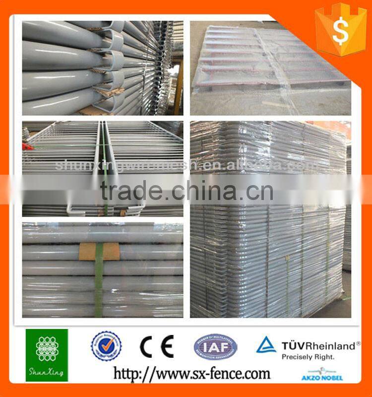 Hot Dipped Galvanized Silver Spray Crowd Control Barrier / Removable Barricade