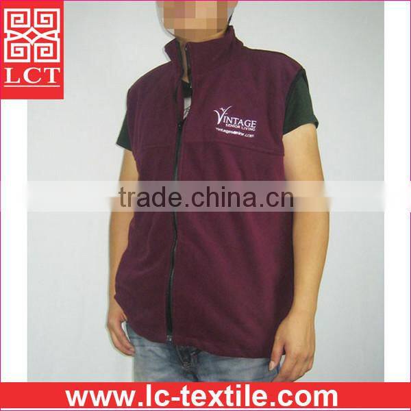China clothing factory direct wholesale personalized womens sleeveless 280gsm work fleece vest with Zip-close pockets(LCTU0056)