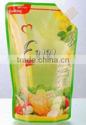 Pouch liquid packing machine