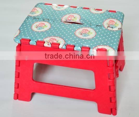 plastic foldable step stool with handle