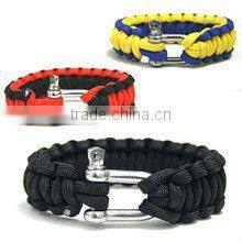 Outdoor Camping Survival Paracord Bracelet