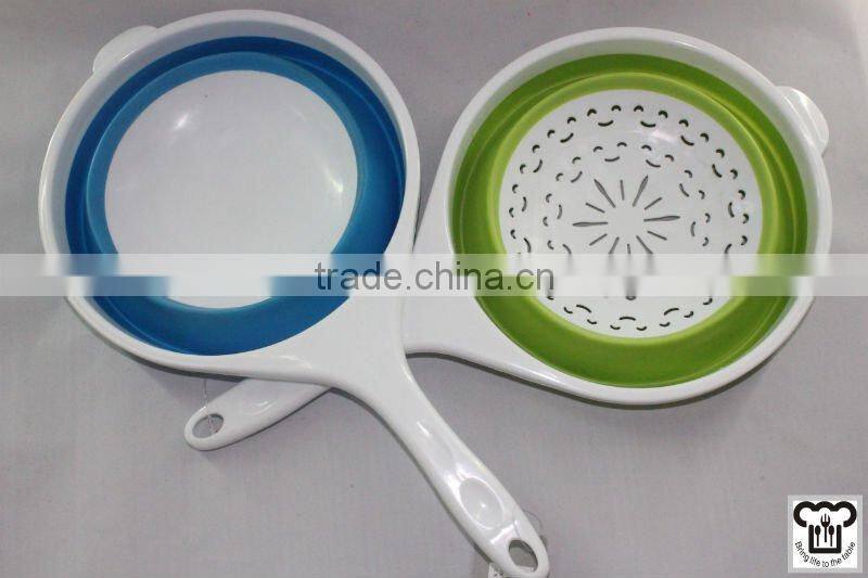 Foldable and colorful silicone food colander and strainer