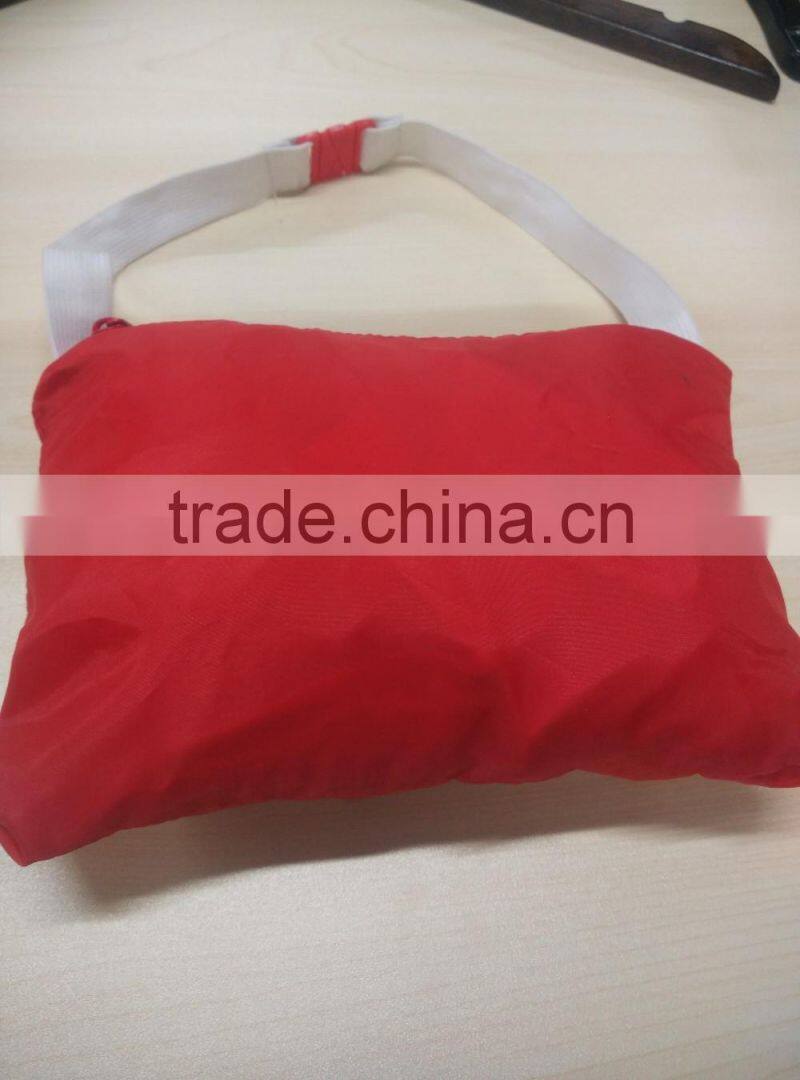 Popular hot selling polyester rain jacket for man